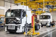Renault-Trucks_Bourg-en-Bresse-tes-isi_60.yıl-dönümü_Görsel-1