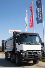 Renault-Trucks_Ekiciler-İnşaat_Teslimat_Görsel-4