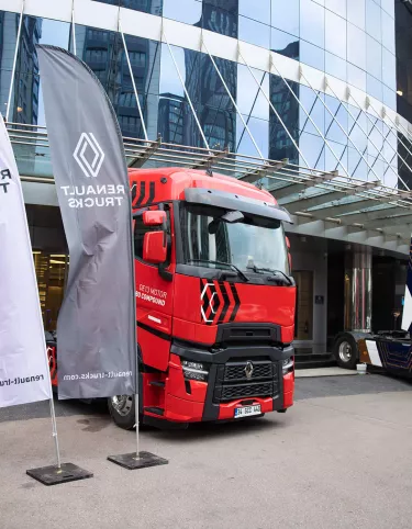 Renault-Trucks_Yıl-Değerlendirme_Görsel-3