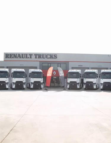 Renault-Trucks_Özçelik-Transport_Teslimat_4